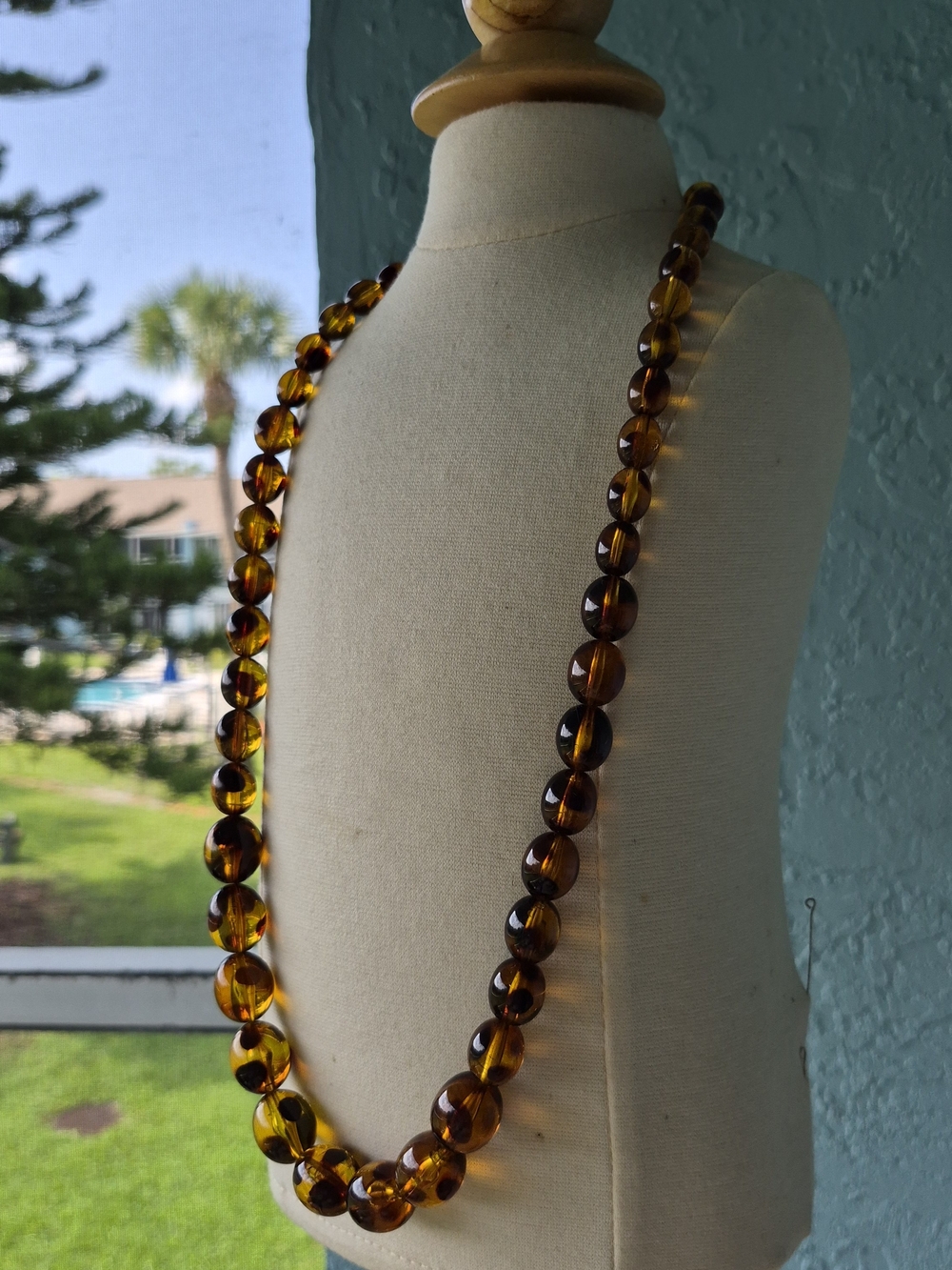 VTG Monet graduated Tortoise Lucite  Beaded Necklace
